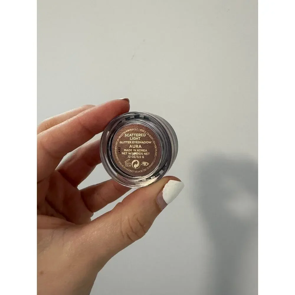 NEW Hourglass Scattered Light Glitter Eyeshadow in Aura Pink